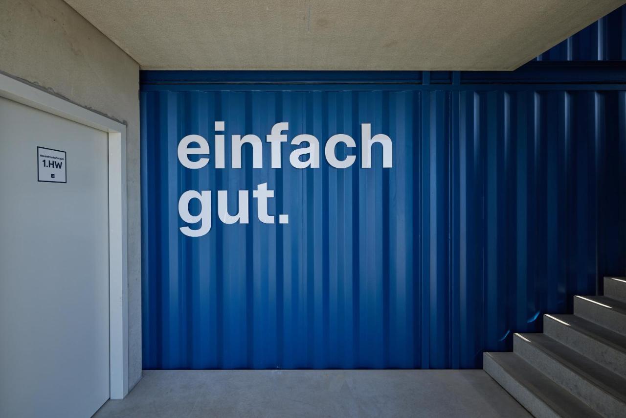 Tin Inn - Hueckelhoven - Das Hotel Aus Hochwertig Ausgebauten Ueberseecontainern Eksteriør billede